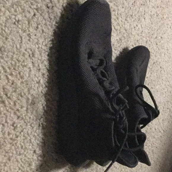 Mens Adidas sneakers - Picture 2 of 8